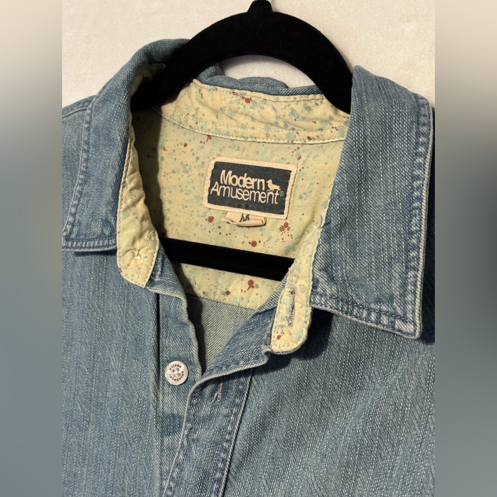 Modern Amusement- Womens Denim Long Sleeve Button Down Shirt - Picture 5 of 9